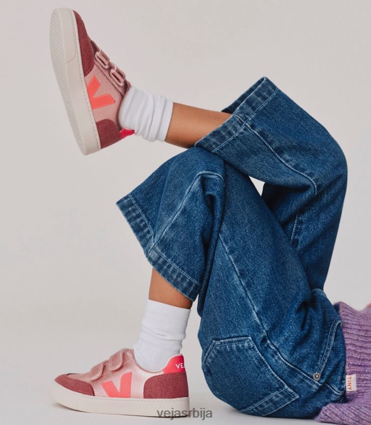 в-12 безхромирана кожа седеф розе флуо Veja R848XF306 клинци ципеле